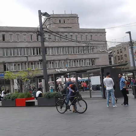 Im Medizinerviertel * Halle (Saale)