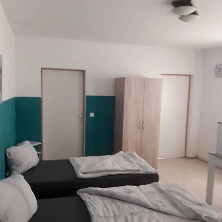 Im Medizinerviertel Lägenhet *