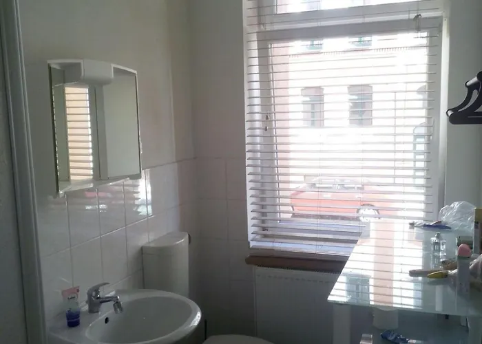 Im Medizinerviertel * Галль